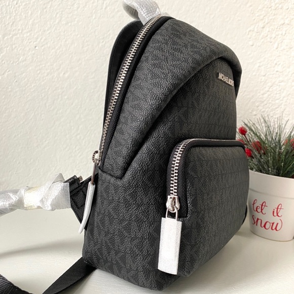 Michael Kors Erin Mini Backpack Black - Picture 2 of 8